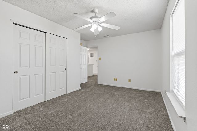 6902 W Stansbury Boulevard, Mccordsville, IN 46055