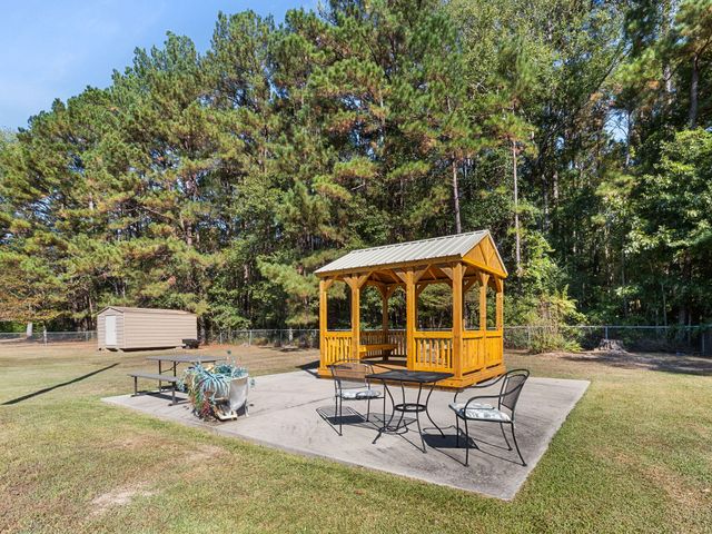 193 Ramona Dr, Leesville, LA 71446