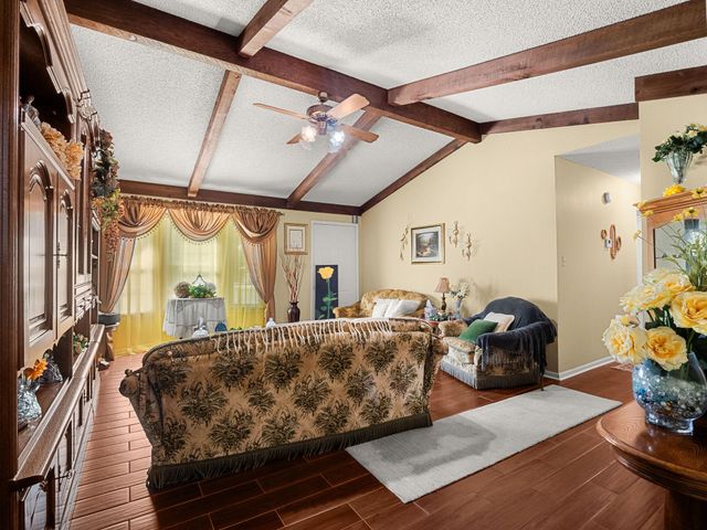 193 Ramona Dr, Leesville, LA 71446