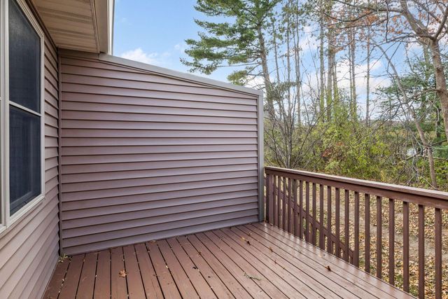 5862 Oakgreen Court N, Stillwater, MN 55082