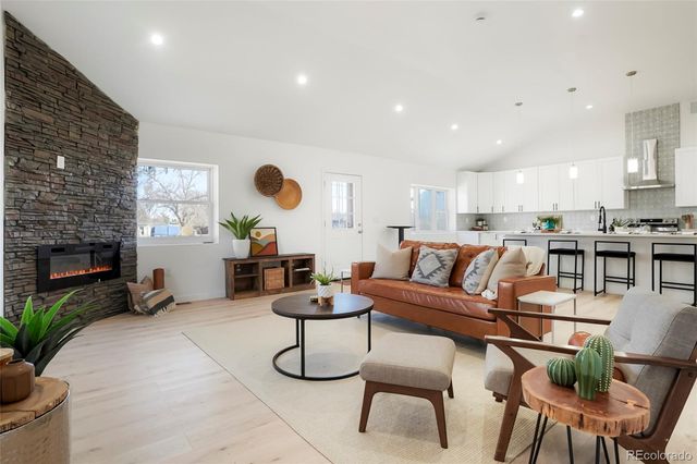 1235 S Irving Street, Denver, CO 80219