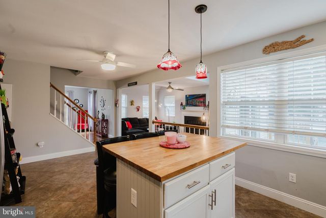 102 NEWBURY CT, Middletown, DE 19709