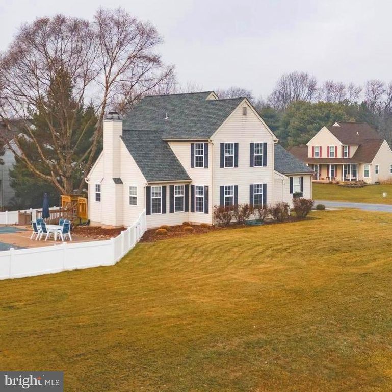 102 NEWBURY CT, Middletown, DE 19709