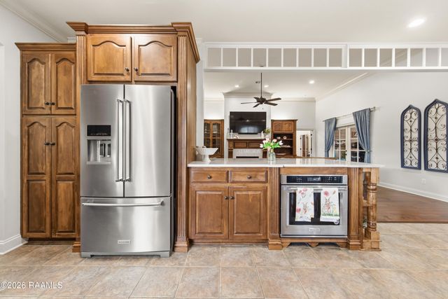 106 Pleasant Lake Drive, Youngsville, LA 70592