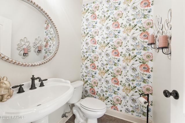 106 Pleasant Lake Drive, Youngsville, LA 70592