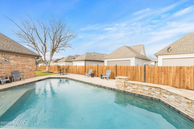 106 Pleasant Lake Drive, Youngsville, LA 70592