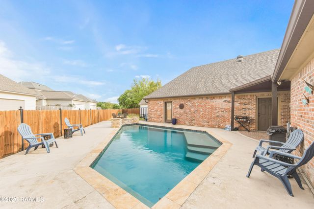 106 Pleasant Lake Drive, Youngsville, LA 70592