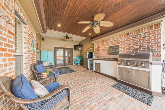 106 Pleasant Lake Drive, Youngsville, LA 70592