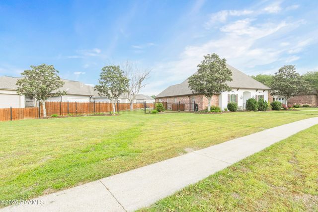 106 Pleasant Lake Drive, Youngsville, LA 70592