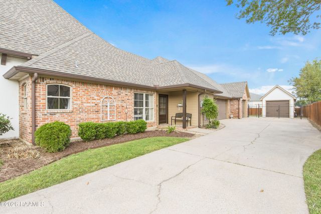 106 Pleasant Lake Drive, Youngsville, LA 70592