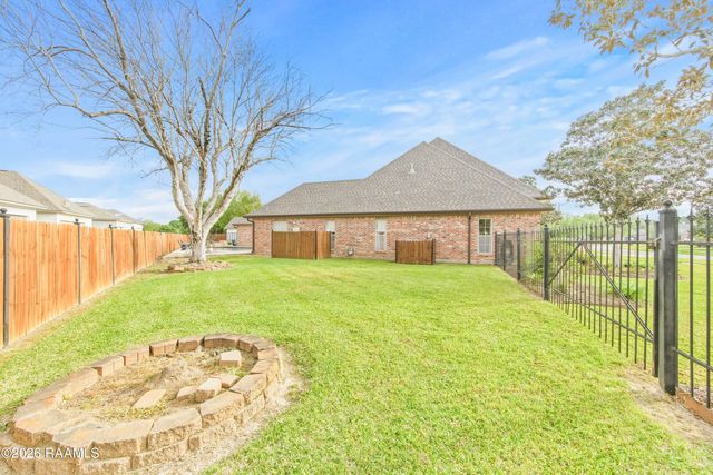 106 Pleasant Lake Drive, Youngsville, LA 70592