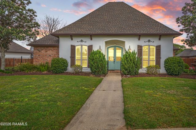 106 Pleasant Lake Drive, Youngsville, LA 70592