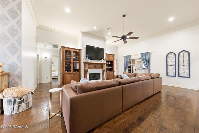 106 Pleasant Lake Drive, Youngsville, LA 70592