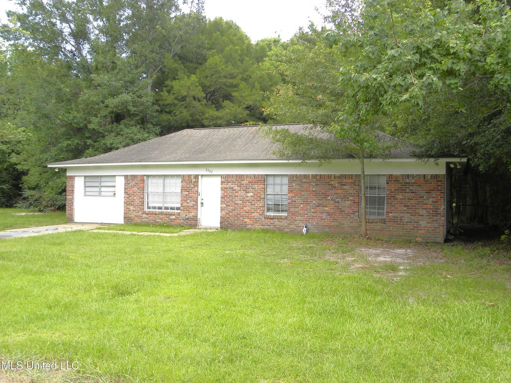 3307 Johnson Drive, Gulfport, MS 39501