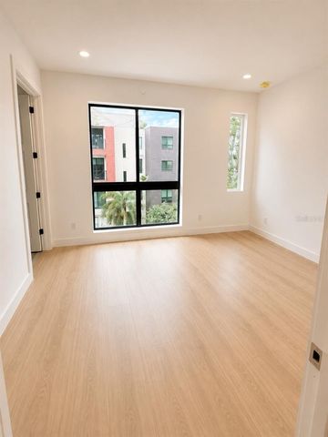 2117 N OLA AVENUE 3, Tampa, FL 33602
