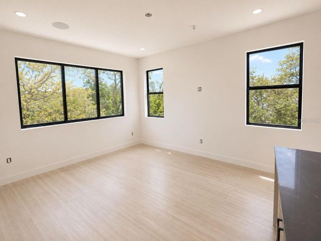 2117 N OLA AVENUE 3, Tampa, FL 33602