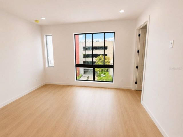 2117 N OLA AVENUE 3, Tampa, FL 33602