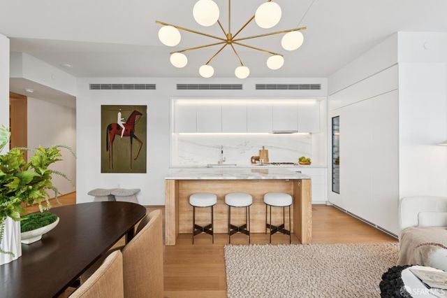 1 Steuart Lane 201, San Francisco, CA 94105