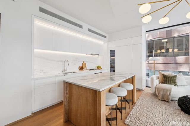 1 Steuart Lane 201, San Francisco, CA 94105