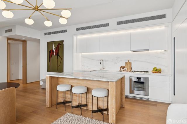 1 Steuart Lane 201, San Francisco, CA 94105