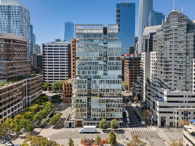1 Steuart Lane 201, San Francisco, CA 94105