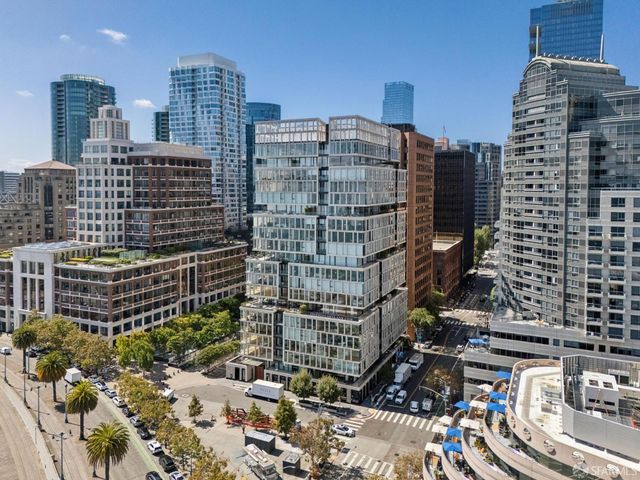1 Steuart Lane 201, San Francisco, CA 94105