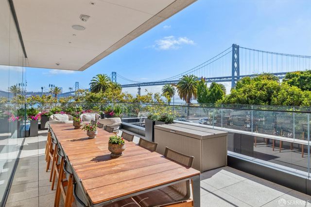 1 Steuart Lane 201, San Francisco, CA 94105