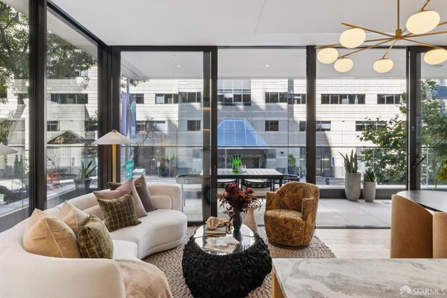 1 Steuart Lane 201, San Francisco, CA 94105