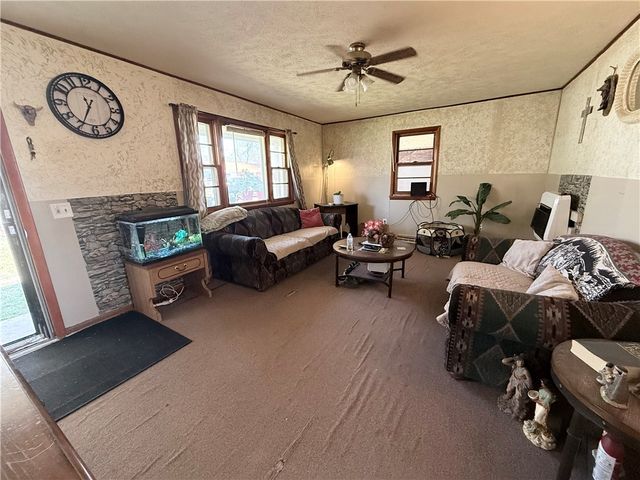 203 Saint George Avenue, Berryville, AR 72616