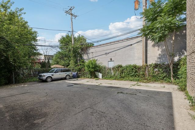 4416 N Harding Avenue 3, Chicago, IL 60625