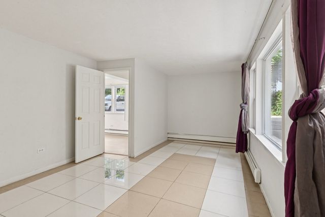 4416 N Harding Avenue 3, Chicago, IL 60625