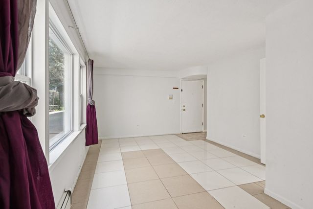 4416 N Harding Avenue 3, Chicago, IL 60625