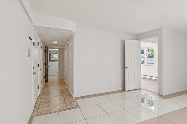 4416 N Harding Avenue 3, Chicago, IL 60625