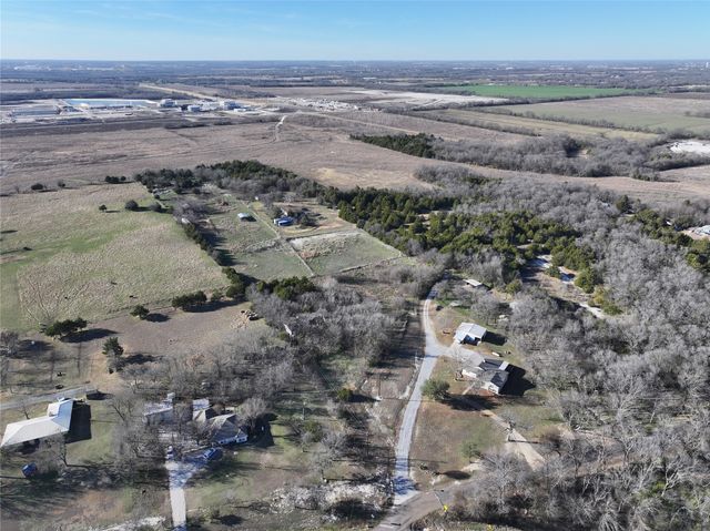 2084 Broken Arrow Lane, Mckinney, TX 75071