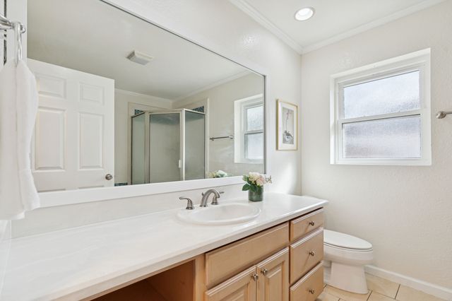 4001 Willow Bend Road, Benbrook, TX 76116