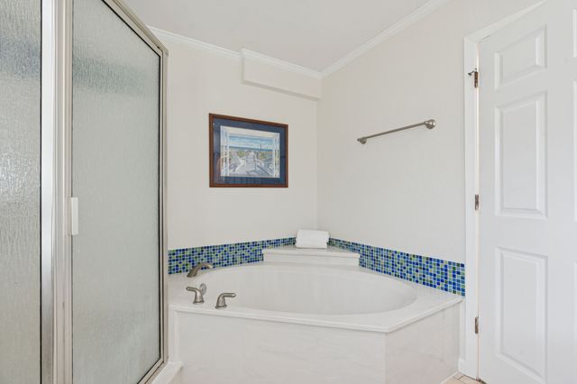 4001 Willow Bend Road, Benbrook, TX 76116