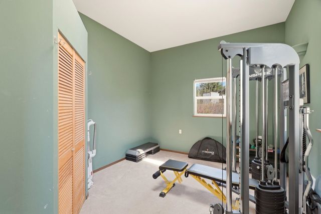 15504 N Osprey Ln, Newman Lake, WA 99025
