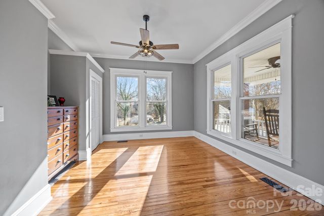 413 S Laurel Street, Lincolnton, NC 28092