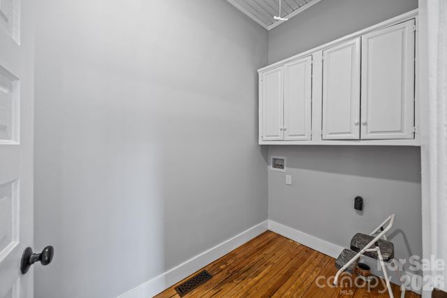 413 S Laurel Street, Lincolnton, NC 28092