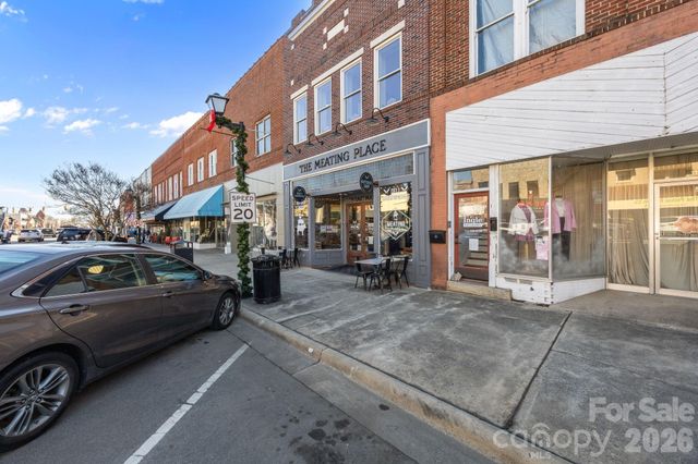 413 S Laurel Street, Lincolnton, NC 28092