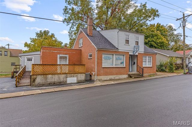 720 Market Street, Ste Genevieve, MO 63670