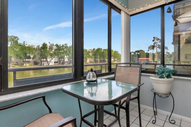 6070 80TH STREET N 215, St Petersburg, FL 33709