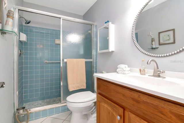 6070 80TH STREET N 215, St Petersburg, FL 33709