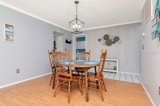 6070 80TH STREET N 215, St Petersburg, FL 33709