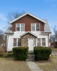 20732 June Avenue, Warren, MI 48091