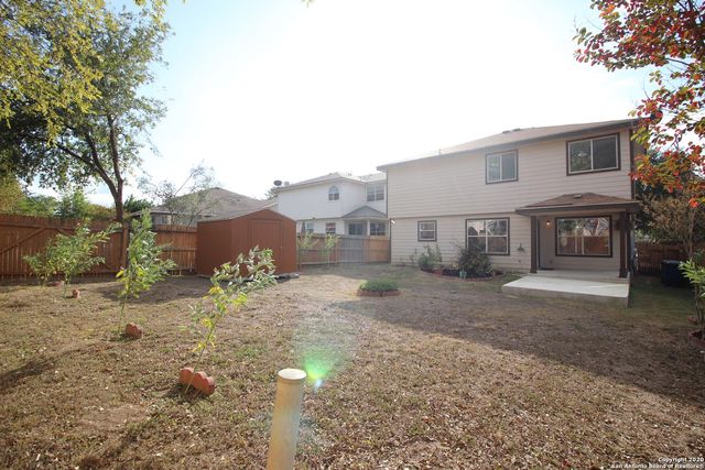 650 LYNX MTN, San Antonio, TX 78251