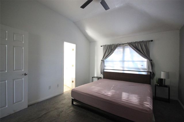 2507 Northlawn DR, Taylor, TX 76574