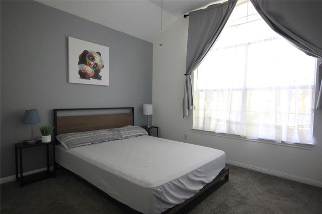 2507 Northlawn DR, Taylor, TX 76574