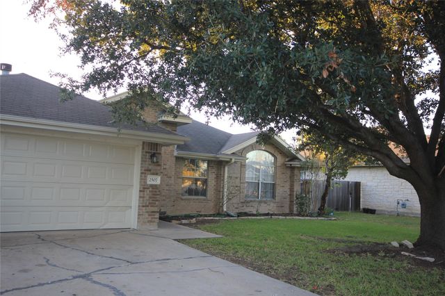 2507 Northlawn DR, Taylor, TX 76574