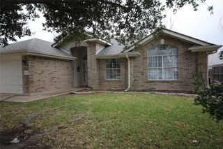 2507 Northlawn DR, Taylor, TX 76574